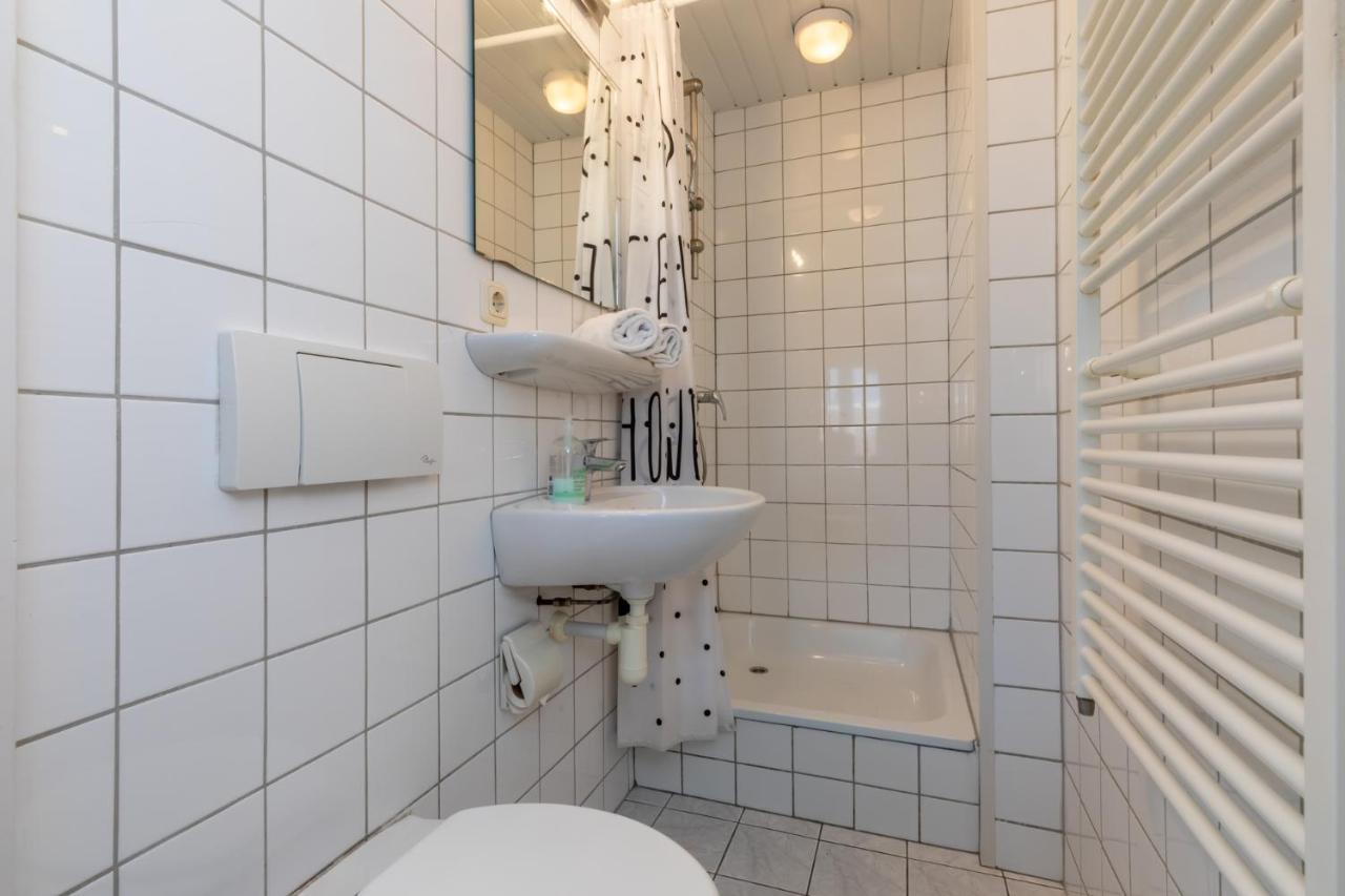 Welcome In - Studio - Zuidstraat 113, เวชต์คาเปลเล ภายนอก รูปภาพ